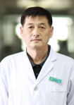 胡  明